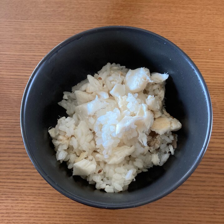 フライパンで焼いた鯛で、鯛めし